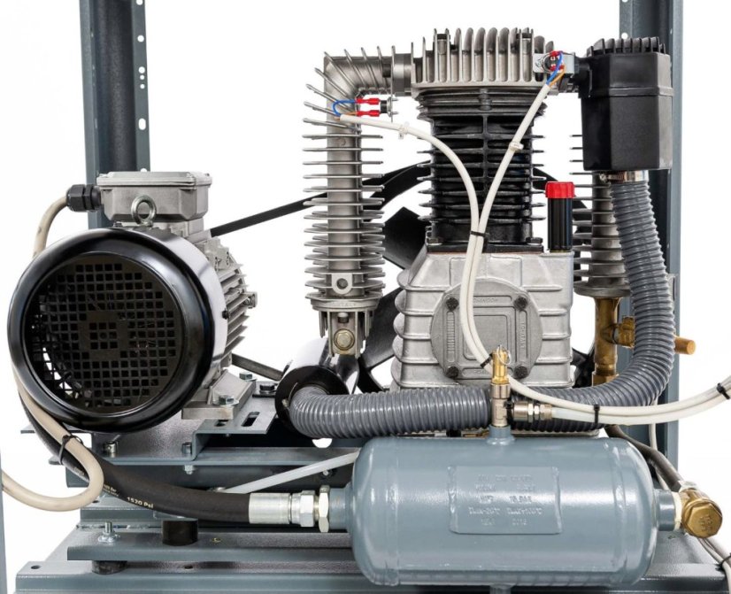 Csendes kétdugattyús kompresszor APZ 900+ 10 bar 7,5 LE/5,5 kW 400V 665 l/min 3 l - csillag-delta csatlakozás 34650-S