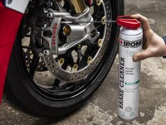 Препарат за почистване на спирачки и супорти 750ml