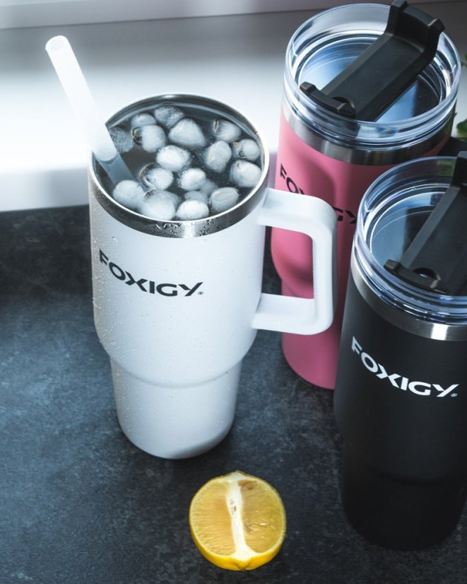 Autós thermo bögre szívószállal 1200 ml fehér