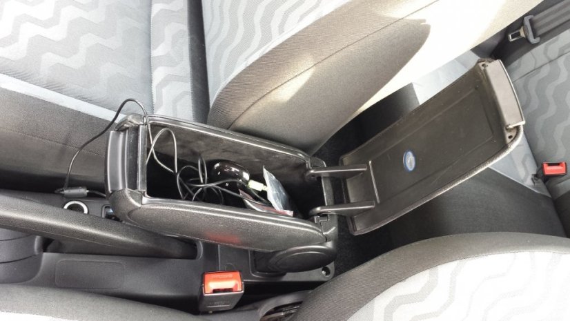 Skoda ROOMSTER Armlehne, schwarz, Textilbezug