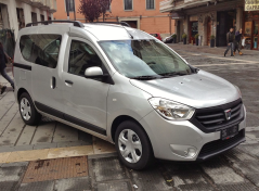 Dacia Dokker Armster 2 cotieră, negru, piele ecologică