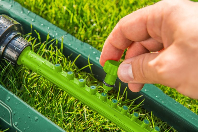 Oszillierender Sprühapparat, Sprühfläche bis zu 12 x 18 m, 16 Sprühdüsen, Nadel zum Reinigen der Düsen 15G770