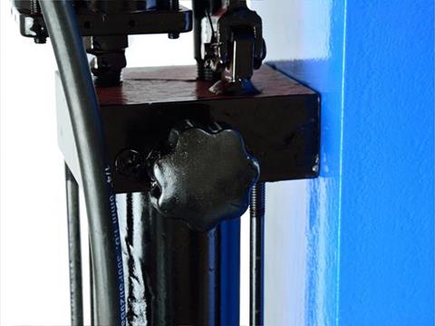 Hidraulikus prés 30T - hidraulikus-pneumatikus pumpa G02093