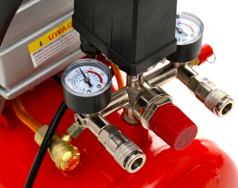 Ölkompressor 24L 2,8kW 220V KD400