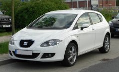 Könyöktámasz Seat LEON 2 (1P), fekete, öko-bőr