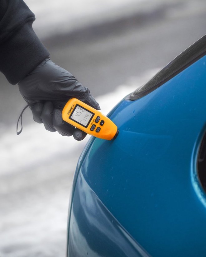 Professzionális rétegvastagság mérő HW 300 – Festék mérő autókhoz és fémfelületekhez