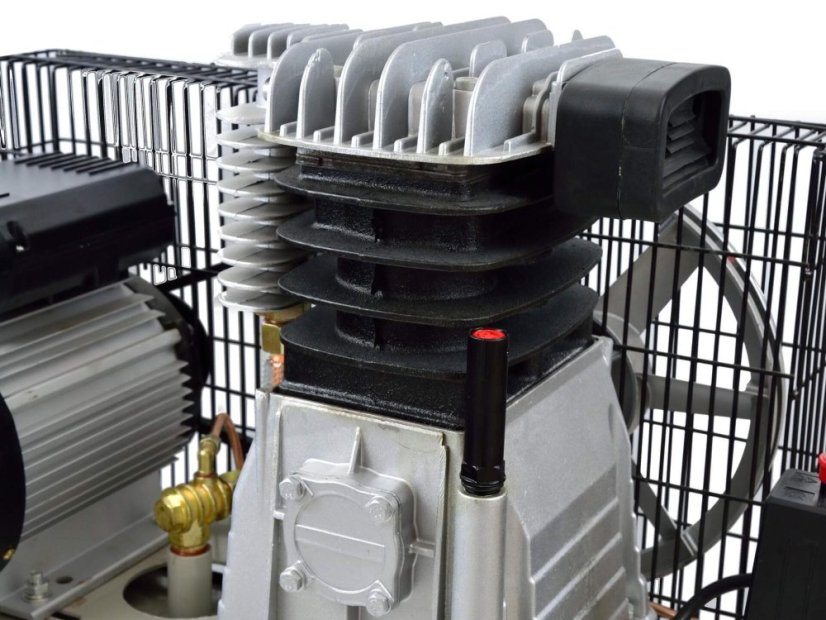 Ölkompressor 100L Typ Z 2,2 kW 9bar 230V G80315