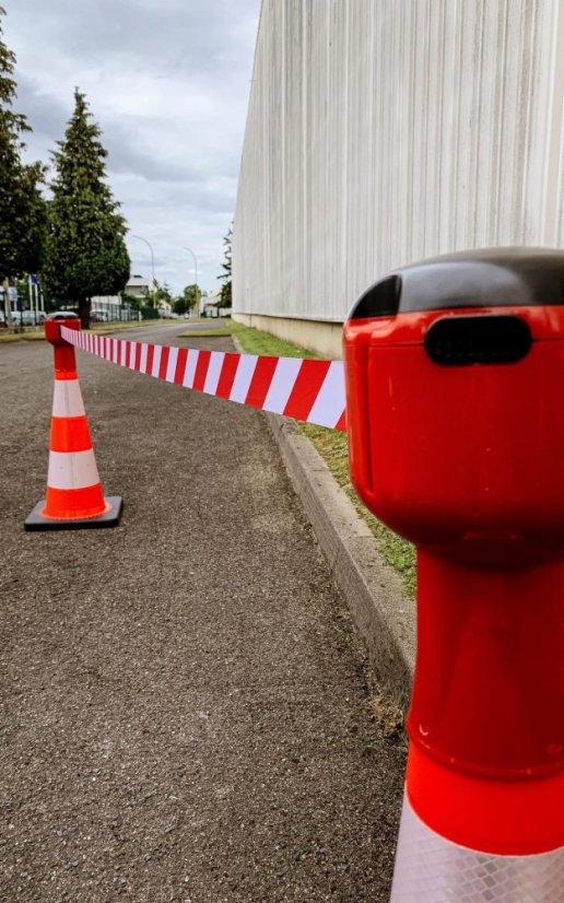 Klimmzugband für Kegel, 9m, rot und weiß