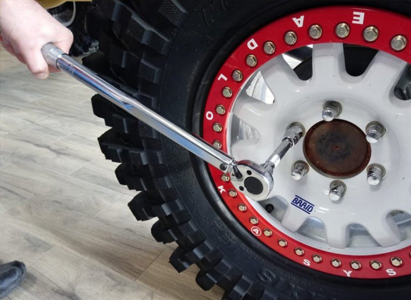 Drehmomentschlüssel 1/2" 28-210 Nm 460 mm TA4081