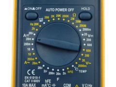 Univerzális mérőeszköz G30821