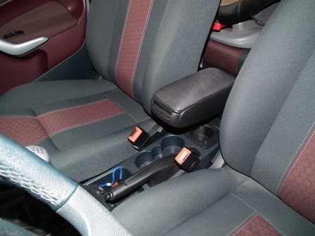 Armlehne Ford FIESTA 7, schwarz, Öko-Leder