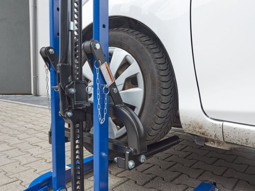 Mehanički dizalnik za automobile s jednom kolonom 816 kg G02143