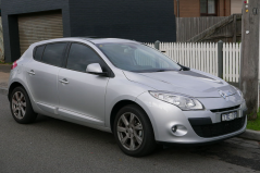 Renault MEGANE 3- Armster 2 kartámasz, fekete, öko-bőr