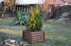 Drevený kvetináč Hnedý 38x38x25cm