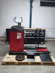 Vyvažovačka kolies so zdvihom VB 780 (predvádzací kus)