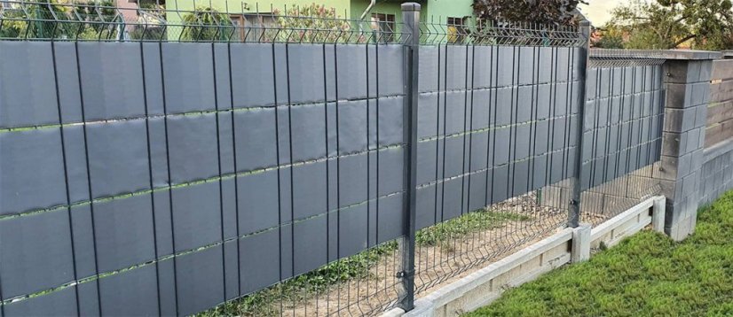 Zaunbeschattungsfolie 19cm x 35m Anthrazit 450g/m2 + Clips