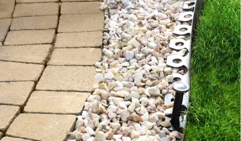 Kunststoff-Randstein 40mm 20m mit Stiften Elasteo