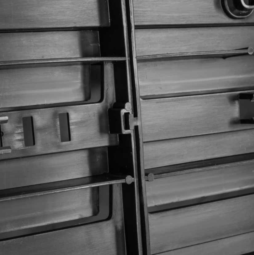 Stěna na nářadí 39 x 39cm + 9 boxů BLACK