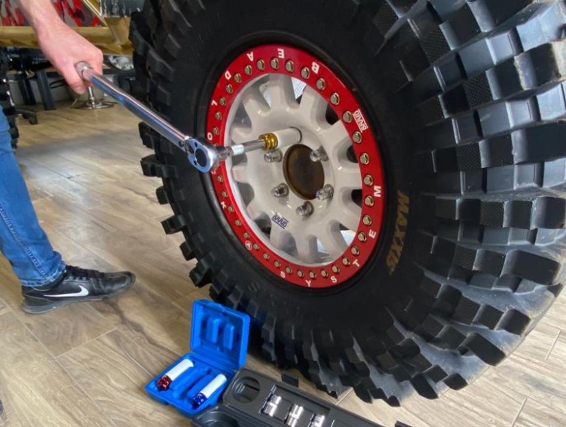 Drehmomentschlüssel 1/2" 28-210 Nm 460 mm TA4081