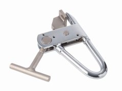 Mali metalni škripac za montažu kamionskih guma.