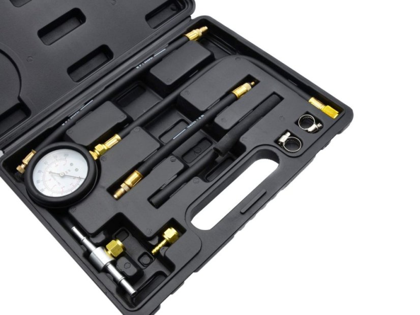 Üzemanyag nyomásmérő benzinmotorokhoz G02501