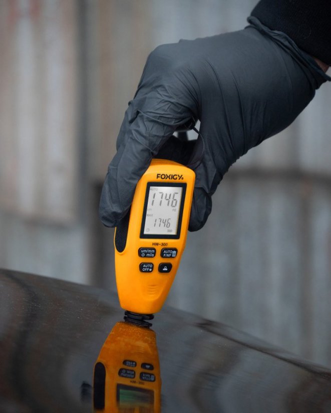 Professzionális rétegvastagság mérő HW 300 – Festék mérő autókhoz és fémfelületekhez