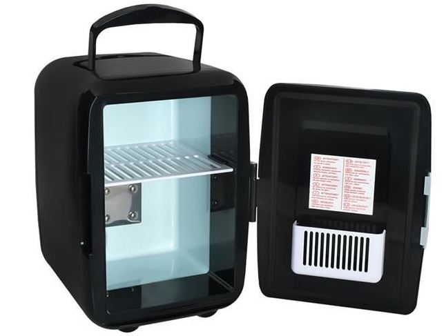 Hordozható hűtőszekrény 4L Black