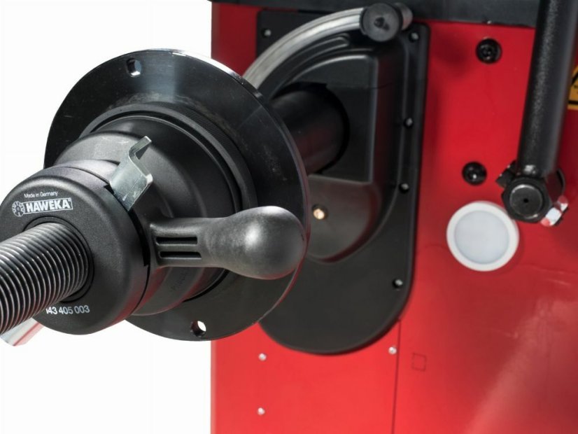 Vyvažovačka na kola osobních automobilů 230V, VB 470