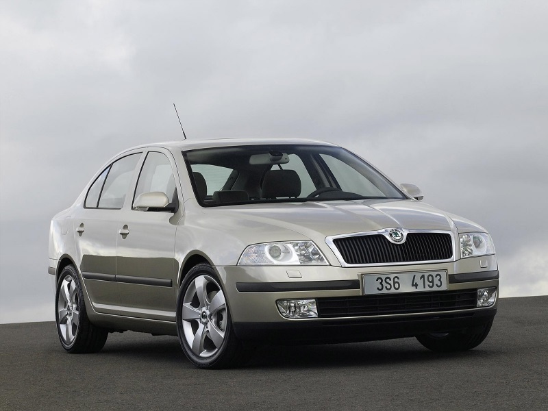 Cotieră Škoda OCTAVIA 2 - Armster 2, negru, piele ecologică