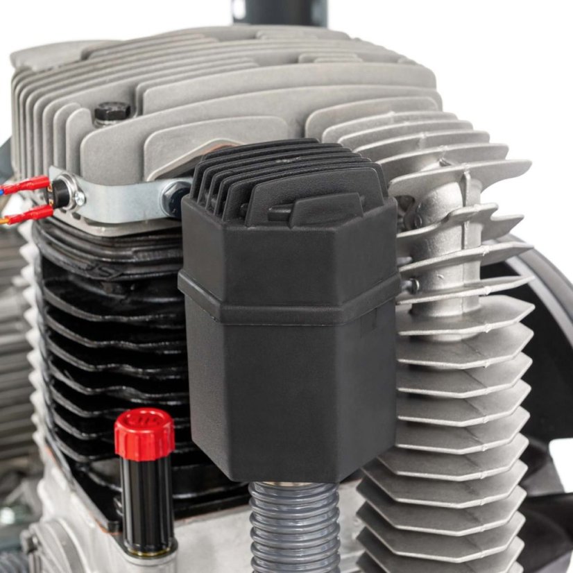 Csendes kétdugattyús kompresszor APZ 900+ 10 bar 7,5 LE/5,5 kW 400V 665 l/min 3 l - csillag-delta csatlakozás 34650-S