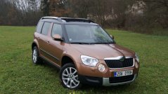 Cotieră Škoda YETI - Armster 2, negru, piele ecologică
