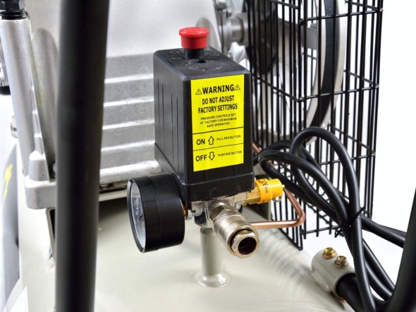 Ölkompressor 100L Typ Z 2,2 kW 9bar 230V G80315