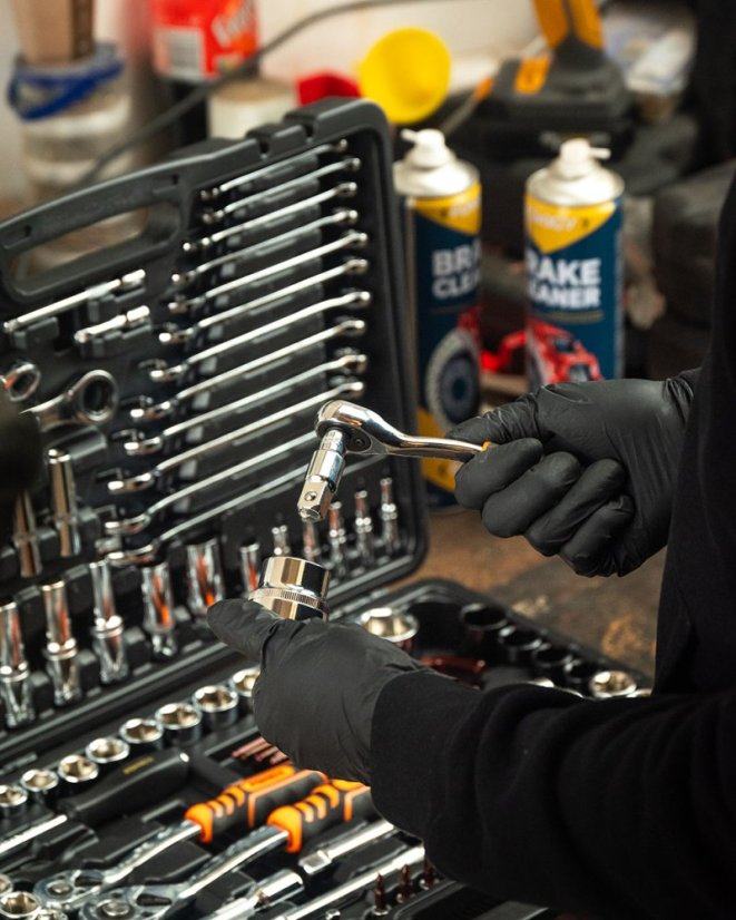 Gola set od 163 nasadnih ključeva 1/2", 1/4", 3/8" CrV Professional