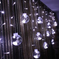 Ljuskaste kugle za zavjesu, 108 LED dioda, 3 m, hladno bijela