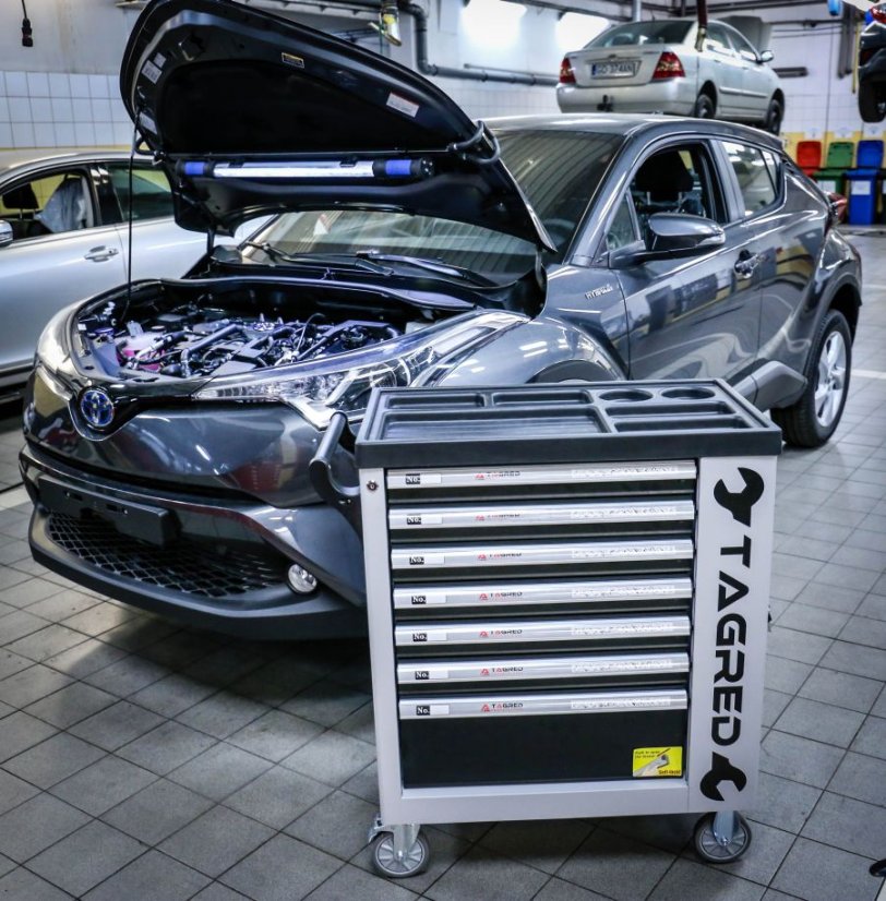 Werkstattwagen mit 251 Werkzeugen TA212