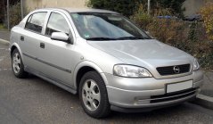 Opel ASTRA 2 G 1998 - 2009 naslon za roke, črn, eko usnje
