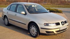 Seat Toledo 2 könyöktámasz fedél, fekete, műbőr