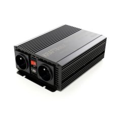 Autós inverter 700W 12V–230V