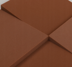 Akustický panel 3D zkosený 50x50cm, tloušťka 5cm, hnědý